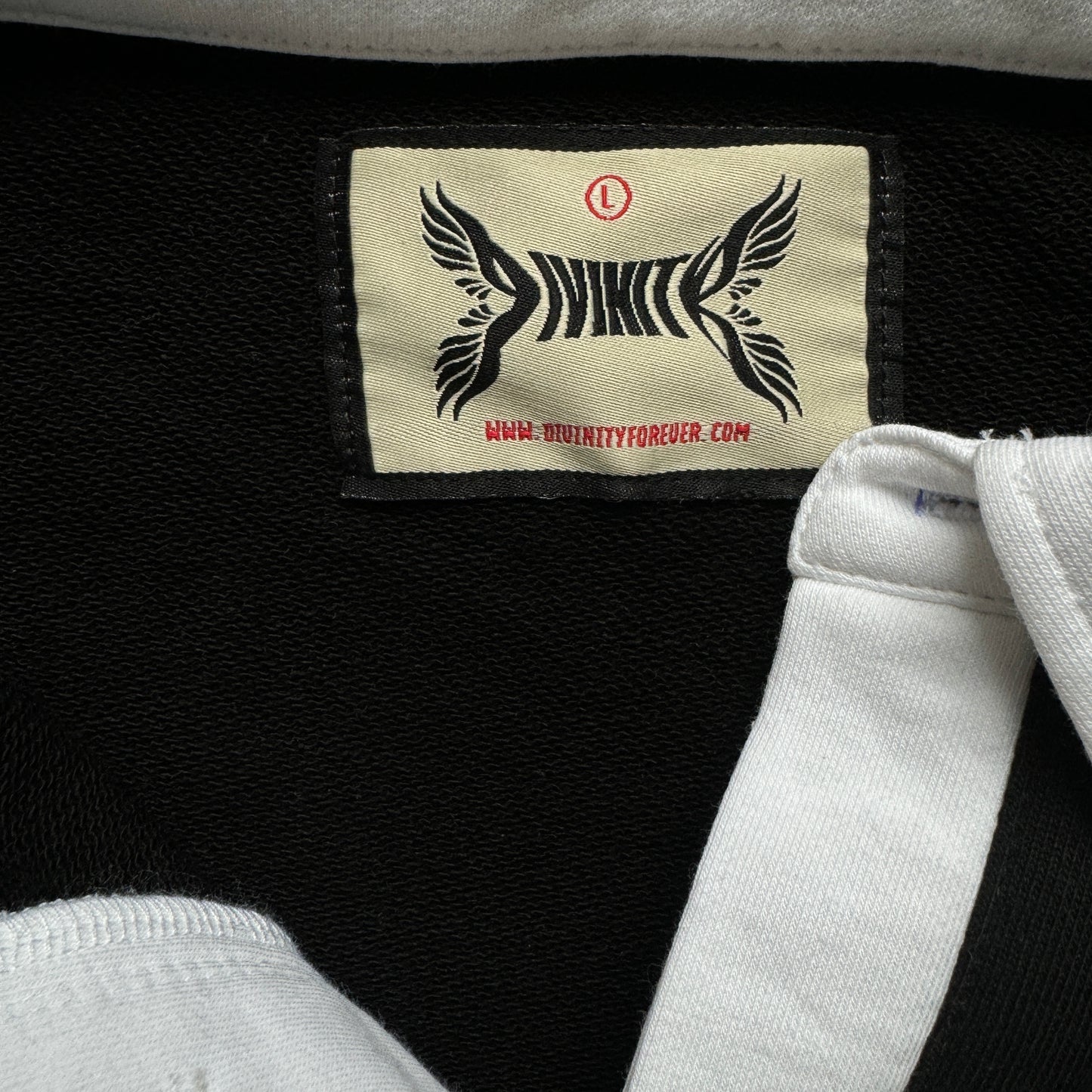 SOLDOUT*DIVINITY “Nostalgia” sweater